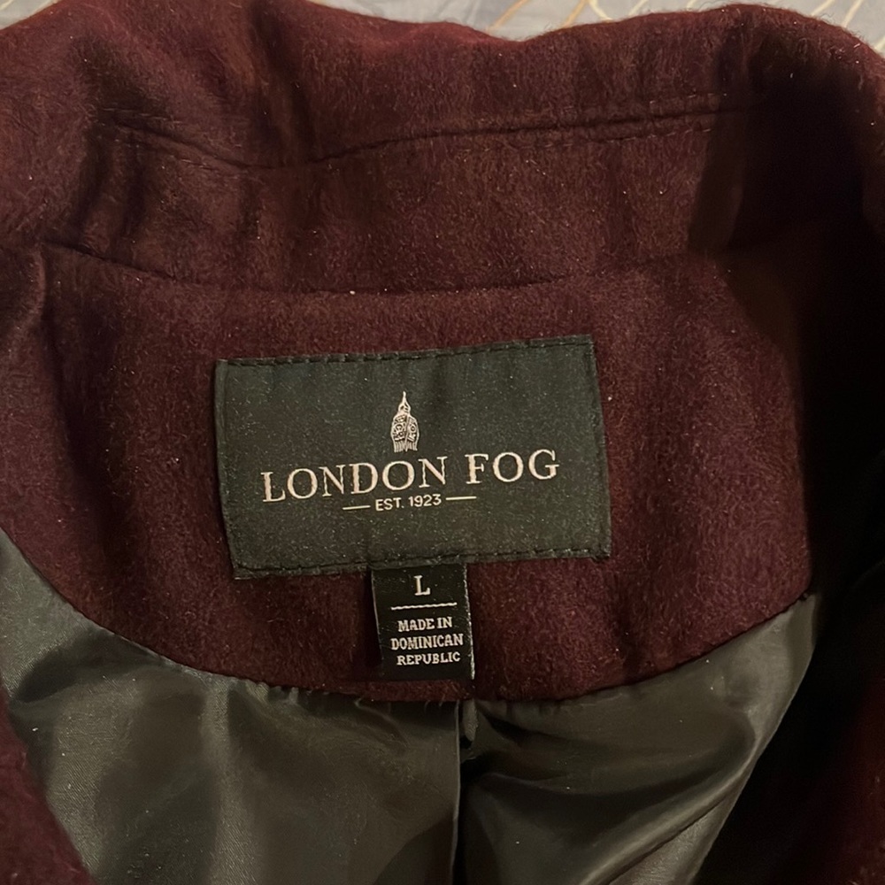 Women’s peacoat
